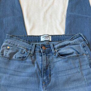 Levis High Rise Distressed Skinny Jeans size 10 30x30